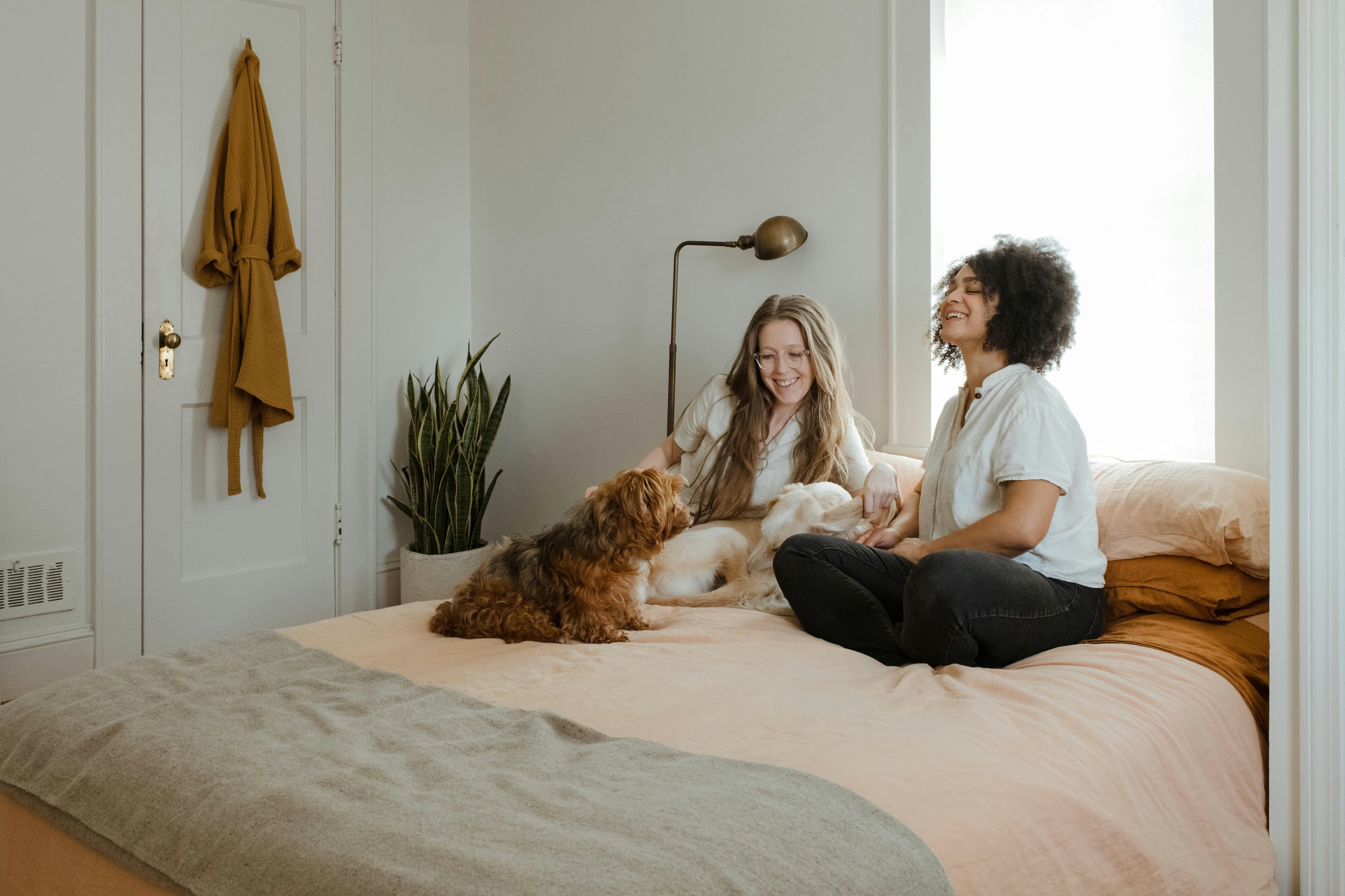 couple-happy-at-home